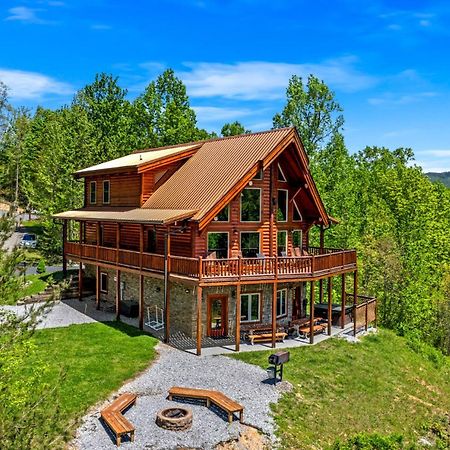 Ridge View Lodge Nature And Mountain View - Hot Tub - Firepit - Yard - Games Gatlinburg Zewnętrze zdjęcie