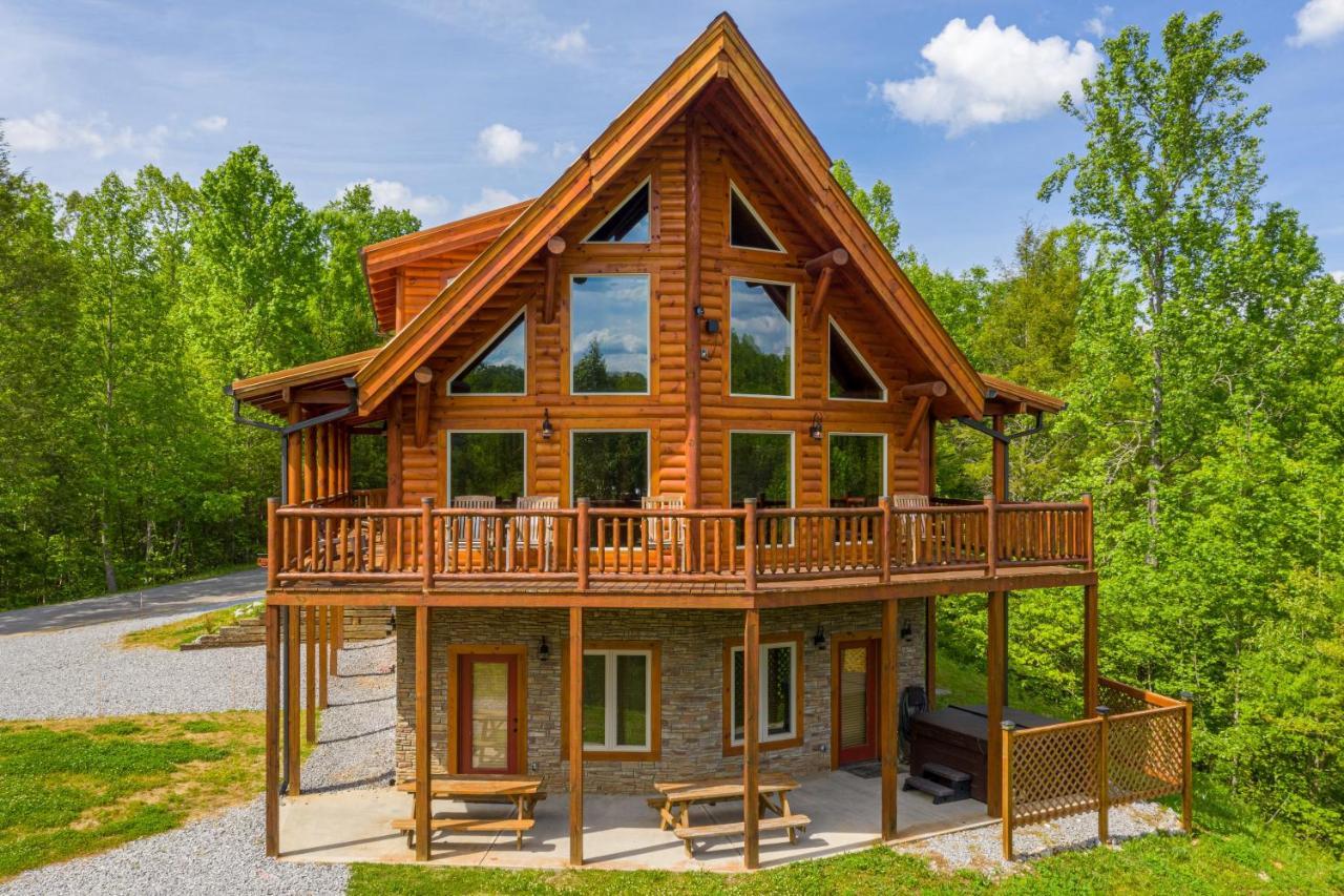 Ridge View Lodge Nature And Mountain View - Hot Tub - Firepit - Yard - Games Gatlinburg Zewnętrze zdjęcie