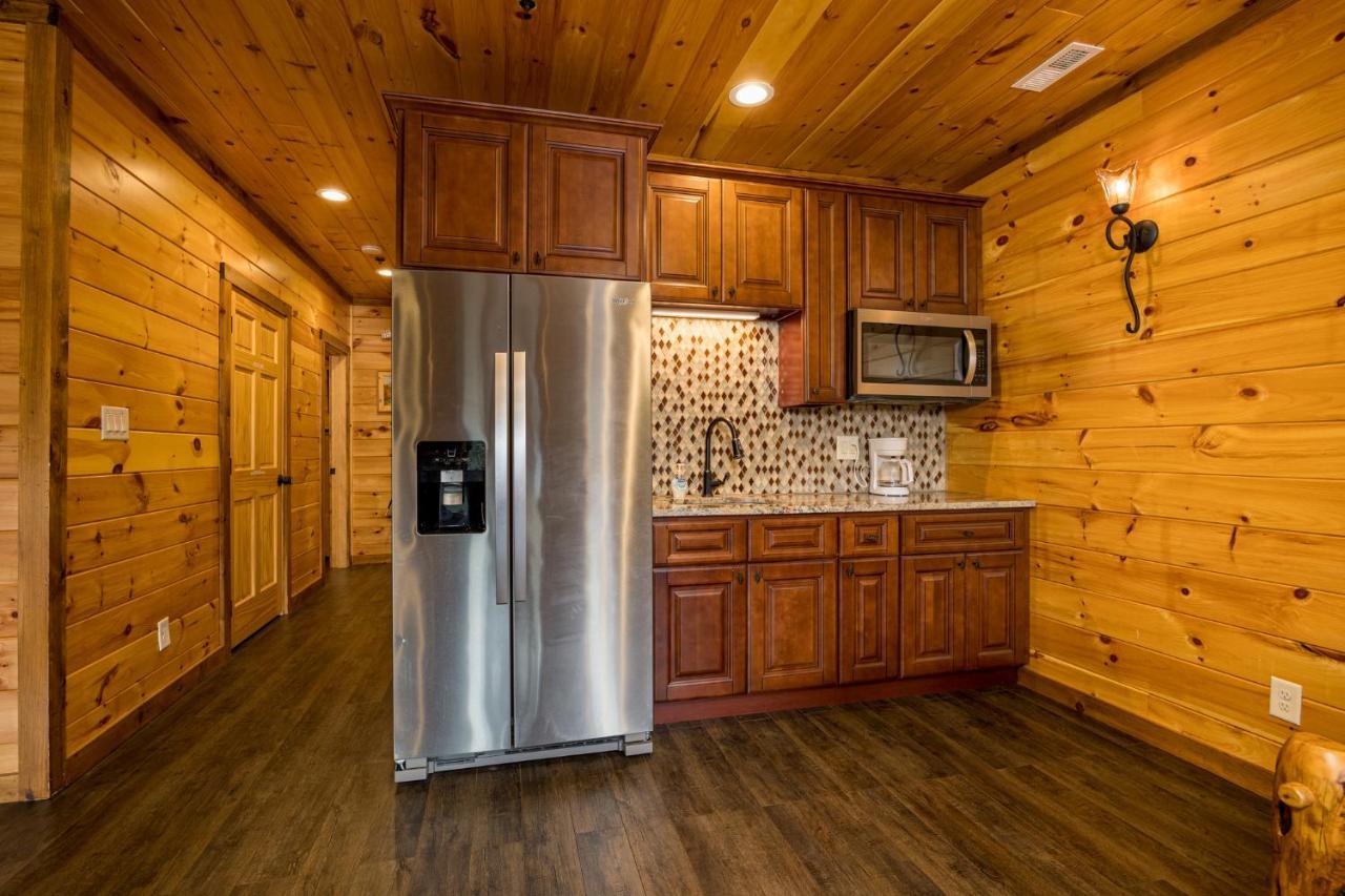 Ridge View Lodge Nature And Mountain View - Hot Tub - Firepit - Yard - Games Gatlinburg Zewnętrze zdjęcie