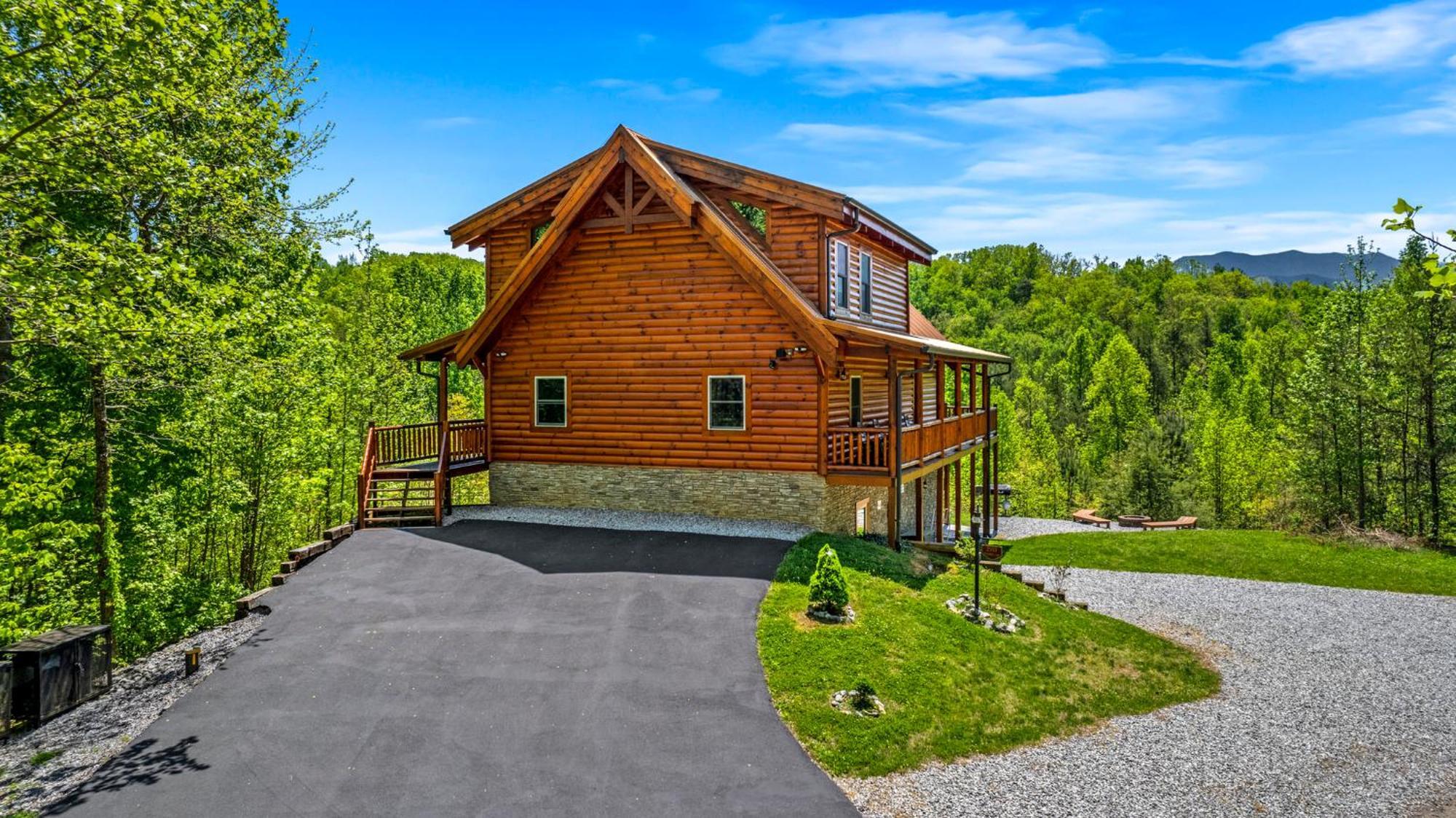 Ridge View Lodge Nature And Mountain View - Hot Tub - Firepit - Yard - Games Gatlinburg Zewnętrze zdjęcie
